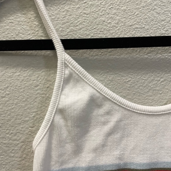 White striped crop top - Picture 2 of 3
